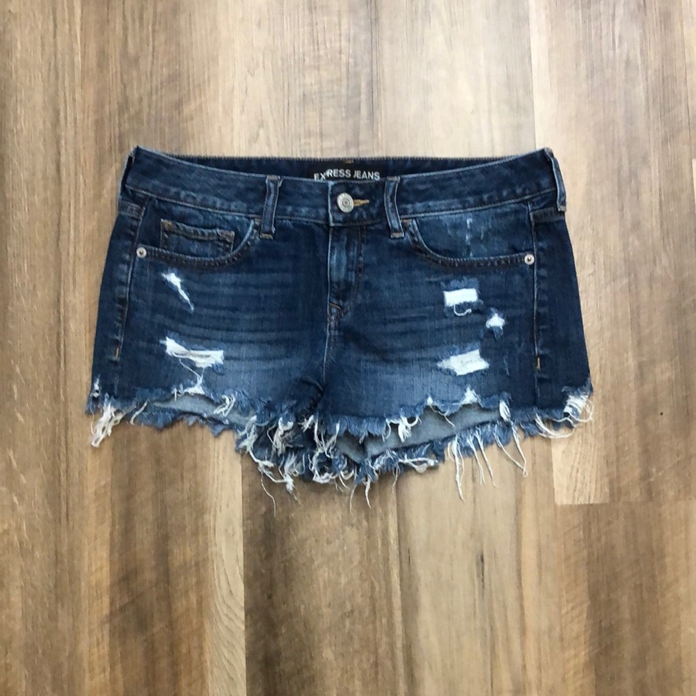 EXPRESS JEANS cut off shorts 6
